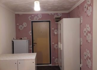 Продам четырехкомнатную квартиру, 15.7 м2, Казань, улица Академика Губкина, 5, Советский район