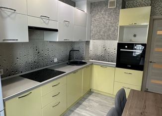 Продажа 2-комнатной квартиры, 46.3 м2, Уфа, ЖК Яркий, улица Евгения Столярова, 4А