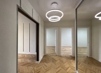 Продается трехкомнатная квартира, 68 м2, Москва, Олимпийский проспект, 22, метро Марьина Роща