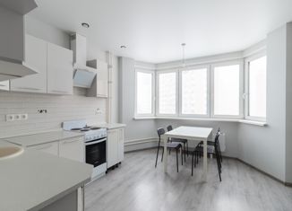 Продается двухкомнатная квартира, 68 м2, поселение Внуковское, улица Бориса Пастернака, 27к2