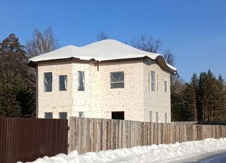 Продаю дом, 300 м2, поселок городского типа Малышева, микрорайон Западный, 7