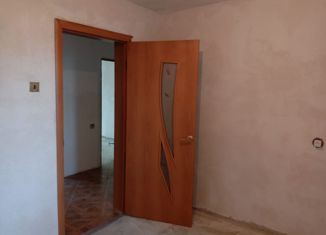 Продаю 4-ком. квартиру, 75.8 м2, Краснотурьинск, улица Фурманова, 9