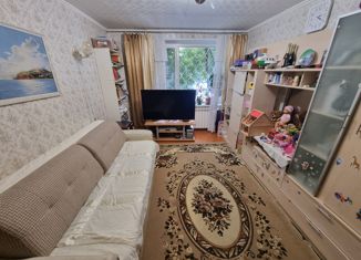 Продается двухкомнатная квартира, 50 м2, Москва, Старомарьинское шоссе, 17, Старомарьинское шоссе