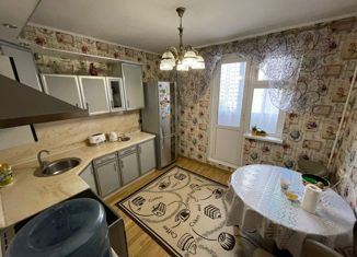 Четырехкомнатная квартира на продажу, 105 м2, Москва, улица Обручева, 24, исторический район Беляево