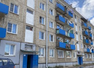 Продажа трехкомнатной квартиры, 57 м2, поселок Усть-Ордынский, улица Ербанова, 2