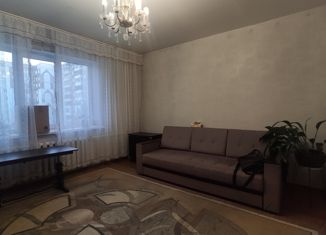 Продам 2-комнатную квартиру, 54 м2, Красноярский край, улица Молокова, 7