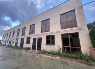 2-ком. квартира на продажу, 66 м2, село Высокое, Зелёная улица, 16/4