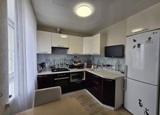 Продается 3-ком. квартира, 55.9 м2, Волгоград, улица 51-й Гвардейской Дивизии, 19, Дзержинский район