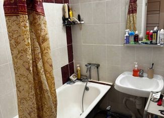 Продам 1-комнатную квартиру, 42 м2, Москва, Новгородская улица, 5к1, район Лианозово