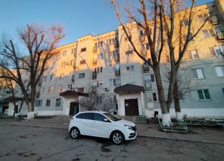 Продается двухкомнатная квартира, 48 м2, Элиста, 8-й микрорайон, 36, 8-й микрорайон