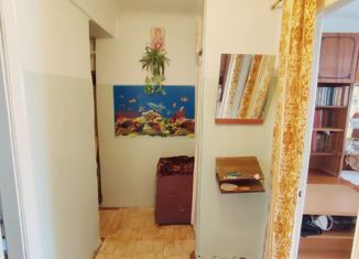 3-ком. квартира на продажу, 45 м2, Артёмовский, улица Физкультурников, 2В