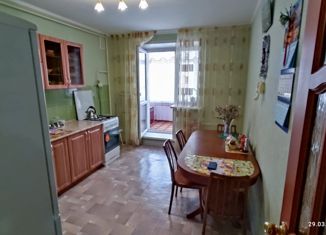 Продам однокомнатную квартиру, 45.2 м2, посёлок Строитель, микрорайон Южный, 16