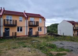 Продам таунхаус, 42.5 м2, поселок Первомайское, Спокойный проезд, 9с8