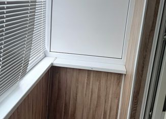 Продам 4-ком. квартиру, 60.4 м2, Новотроицк, улица Ломоносова, 44