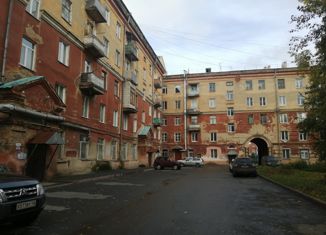 Продается 3-комнатная квартира, 70.9 м2, Кемерово, улица 40 лет Октября, 20, Кировский район