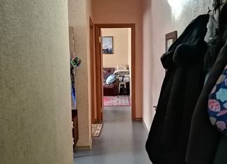 Продажа 3-ком. квартиры, 61 м2, поселок городского типа Шушенское, 2-й микрорайон, 16