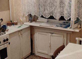 Продам 2-ком. квартиру, 44.3 м2, Альметьевск, Девонская улица, 93