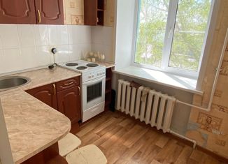 Продам 2-ком. квартиру, 41.4 м2, Алейск, Ульяновский переулок, 100