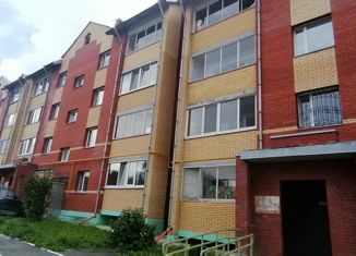 Продаю двухкомнатную квартиру, 67.1 м2, Соликамск, улица 20-летия Победы, 208