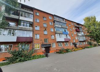 Продается 2-ком. квартира, 57 м2, Кемеровская область, Восточная улица, 20