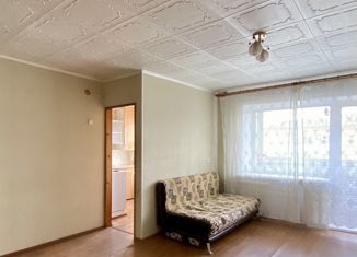 Продам 2-комнатную квартиру, 42 м2, Троицк, улица имени В.И. Медведева, 6