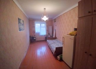 Продажа 3-ком. квартиры, 56 м2, Ишимбай, улица Чкалова, 35