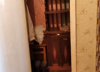 Продаю 1-комнатную квартиру, 27.8 м2, Аркадак, улица Ленина, 175