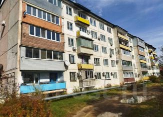 Трехкомнатная квартира на продажу, 56.9 м2, село Покровка, улица 50 лет Приморья, 15