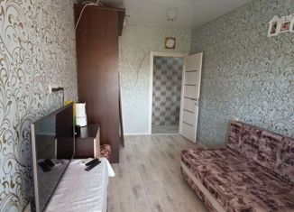 Продам 3-комнатную квартиру, 54 м2, Астраханская область, улица Латышева, 6