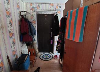 Продам комнату, 18 м2, поселок Майский, Центральная улица, 12