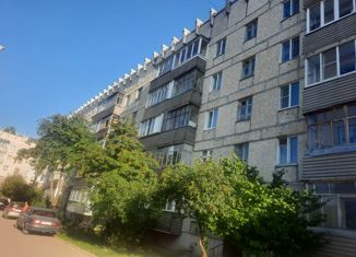 Продам двухкомнатную квартиру, 42 м2, Йошкар-Ола, улица Подольских Курсантов, 16, 3-й микрорайон