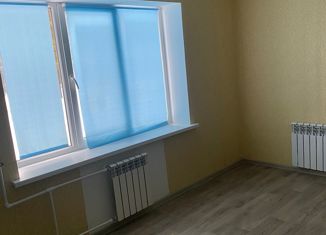 Продажа 2-ком. квартиры, 51 м2, поселок городского типа Любытино, улица Советов, 127