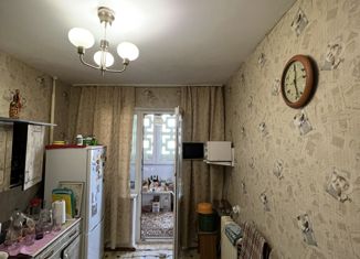 Продам четырехкомнатную квартиру, 74.9 м2, Элиста, 6-й микрорайон, 6-й микрорайон, 3