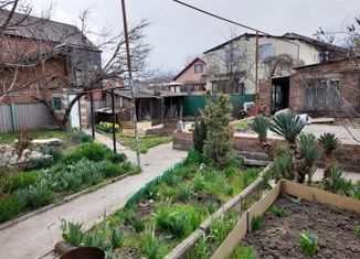 Продам дом, 85 м2, посёлок городского типа Яблоновский, 1-й проезд Толбухина, 29