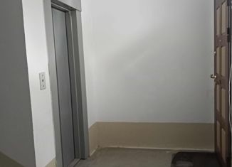 Продается 4-ком. квартира, 81.9 м2, Челябинск, улица Курчатова, 18А, Советский район