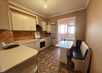 Продаю двухкомнатную квартиру, 53 м2, Ставрополь, улица Тухачевского, 23/3, микрорайон Перспективный