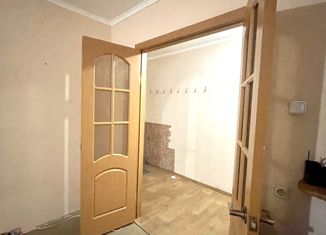 Продаю четырехкомнатную квартиру, 80.7 м2, Татарстан, проспект Ямашева, 94