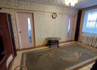 Продаю 4-ком. квартиру, 59 м2, Горняк, улица Некрасова, 43