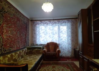 Сдается двухкомнатная квартира, 43 м2, Омская область, улица Всеволода Иванова, 17