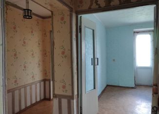 Продаю трехкомнатную квартиру, 65 м2, посёлок Петряевка, Восточная улица, 26