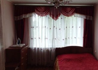 Продаю 3-ком. квартиру, 56 м2, село Росва, улица Мира, 10