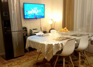 Продам трехкомнатную квартиру, 84.9 м2, Санкт-Петербург, 8-я линия Васильевского острова, 7, 8-я линия Васильевского острова