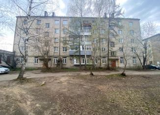 3-комнатная квартира на продажу, 59 м2, Ярославская область, проспект Революции, 48А