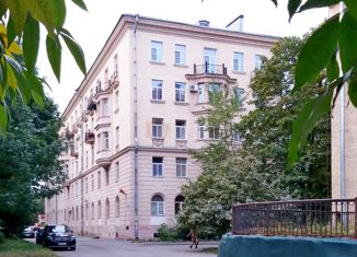 Продается 3-комнатная квартира, 109 м2, Санкт-Петербург, улица Полярников, 11, улица Полярников