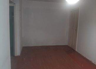 Продам двухкомнатную квартиру, 39.3 м2, Волгоград, улица Курчатова, 16, Кировский район