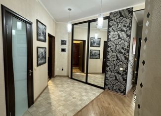 Продается трехкомнатная квартира, 100.3 м2, Уссурийск, Комсомольская улица, 30