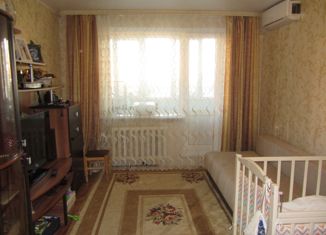 Продам двухкомнатную квартиру, 45 м2, Оренбургская область, улица Шевченко, 36А