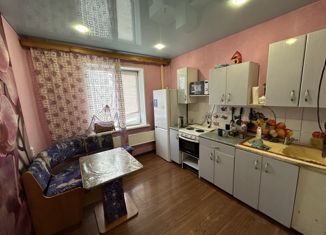 Двухкомнатная квартира на продажу, 52.6 м2, Прокопьевск, улица Есенина, 88