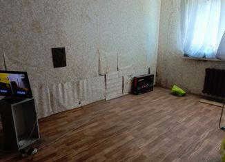 Продам 1-ком. квартиру, 33 м2, Ленинградская область, улица Рычина, 13