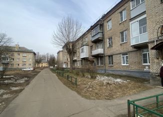 Продажа 2-комнатной квартиры, 50 м2, Рыбинск, улица Желябова, 10